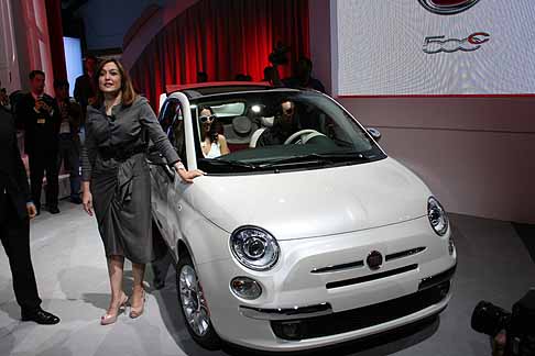 Fiat - Fiat 500 C con Laura Soave